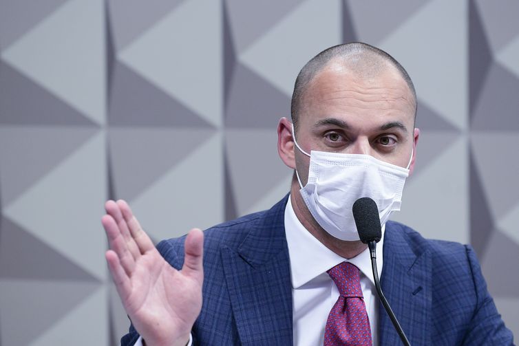 Comissão Parlamentar de Inquérito da Pandemia (CPIPANDEMIA) realiza oitiva do diretor-executivo da operadora de saúde Prevent Senior. O objetivo é investigar a empresa sobre uma possível pressão para que os médicos conveniados à operadora