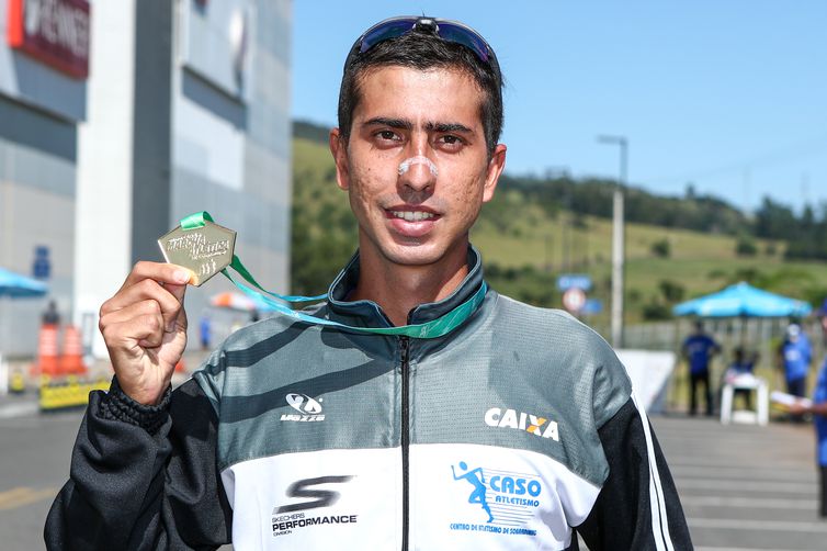 Viviane e Caio Bonfim, os campeões dos 20 km