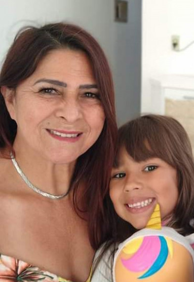 Ana Rosa e Clara Elize, sua única neta