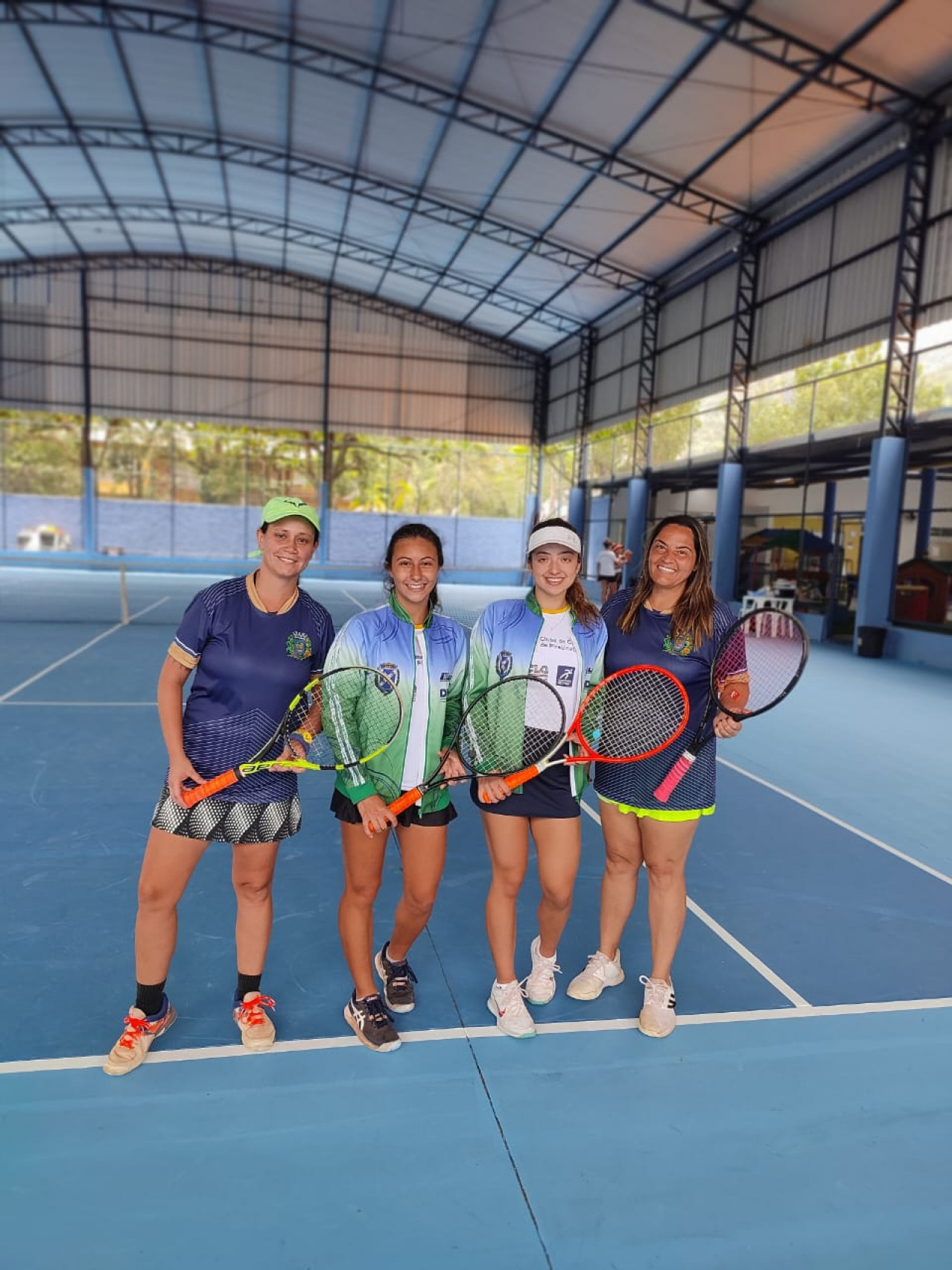 Tenistas de Guararema