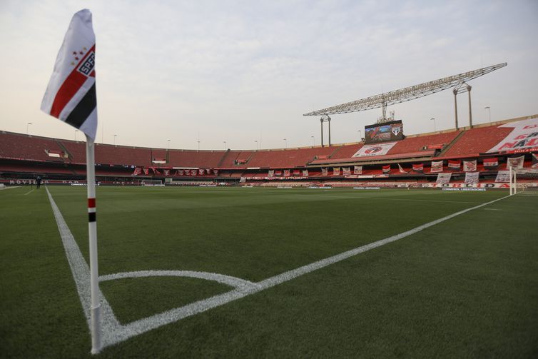 estádio do morumbi, são paulo - escanteio - corner
