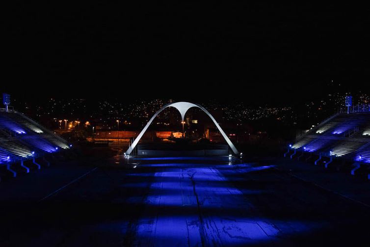 iluminação do Sambódromo,