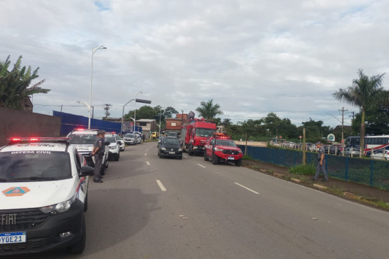 Jovem foi arrastado pela correnteza.