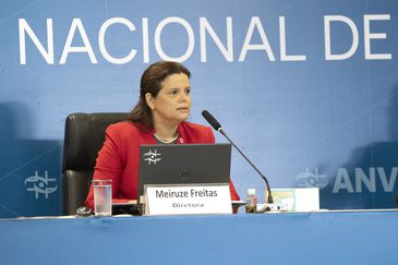 Diretora Meiruze Sousa Freitas Reunião extraordinária da Diretoria Colegiada da Anvisa de 17/1/2021