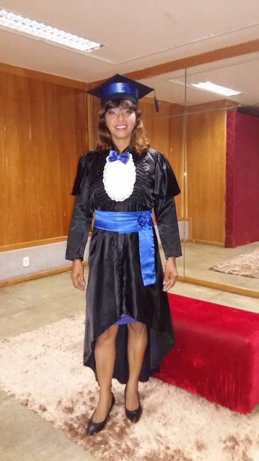 Rosinete Serrão em sua formatura do curso de Pedagogia.
